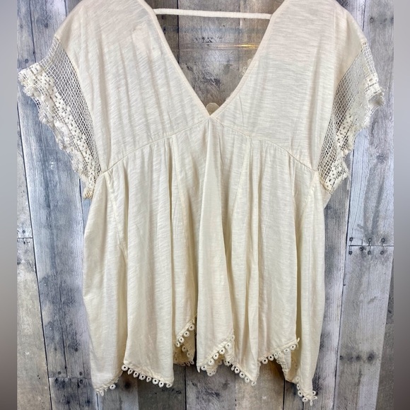 By Anthropologie V-Neck Lace Swing Top in Cream Ivory Size Medium. - Picture 7 of 16